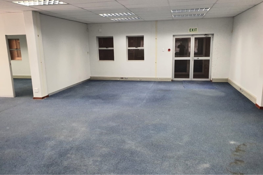 To Let commercial Property for Rent in Walmer Eastern Cape